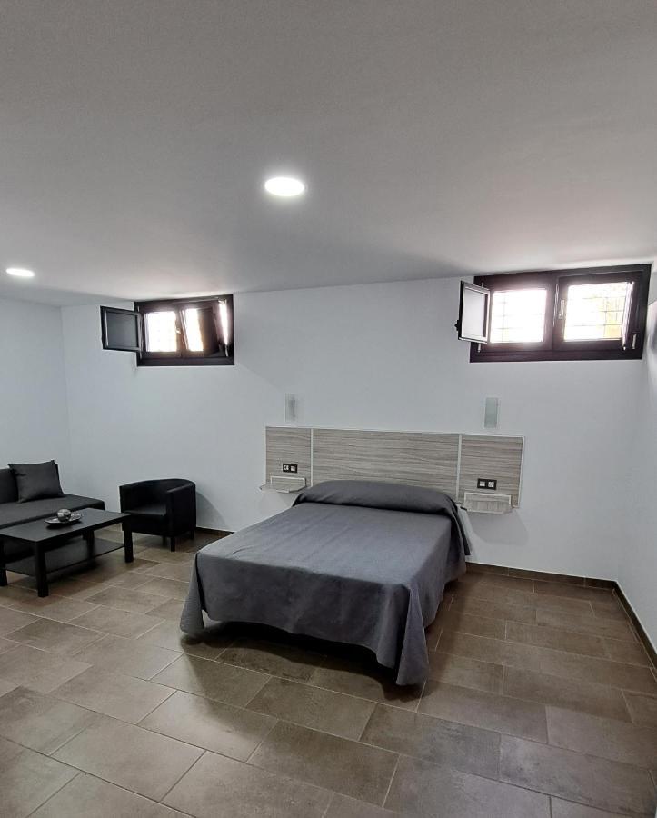 Hostal Maria Jose Conil De La Frontera Exterior photo