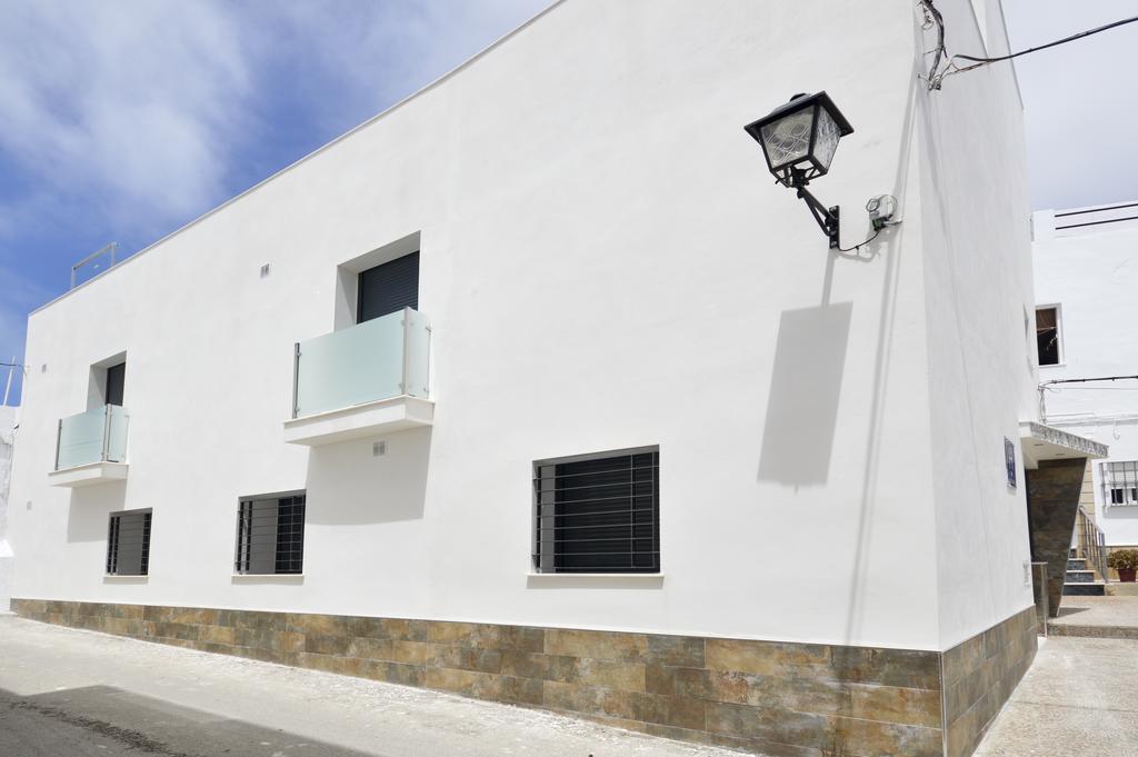 Hostal Maria Jose Conil De La Frontera Exterior photo